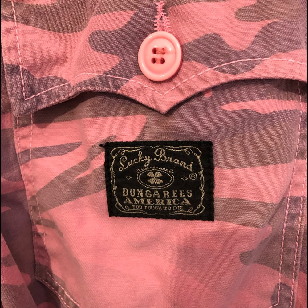 Lucky Brand Pink Camo Cropped size 27 (4)